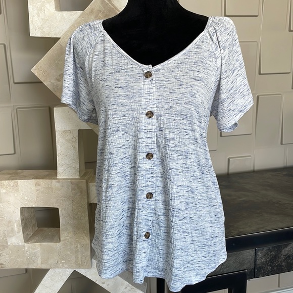 Verve Ami Tops - Verve Ami top white blue V neck short sleeve Size Medium